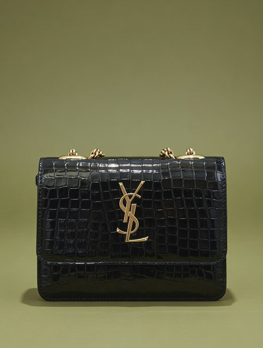 Ivory Chain Purse (Black)