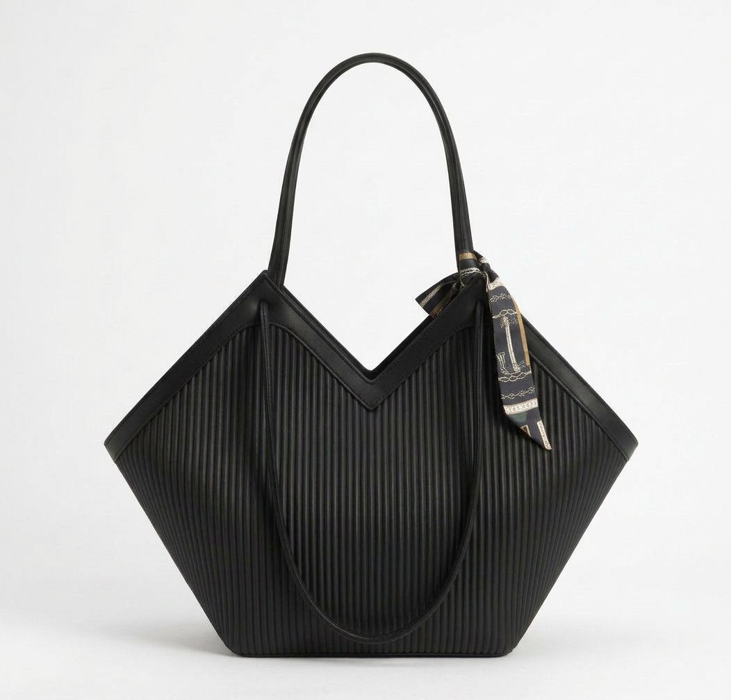 Aurelia Black V-Tote